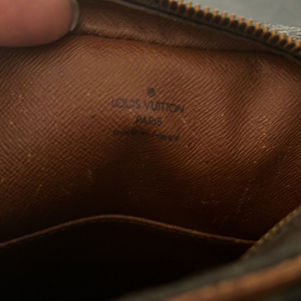 Louis Vuitton Danube Crossbody Handbag - Picture 8 of 9